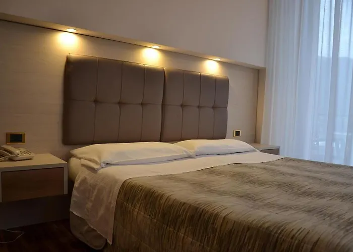 Asnigo 4*